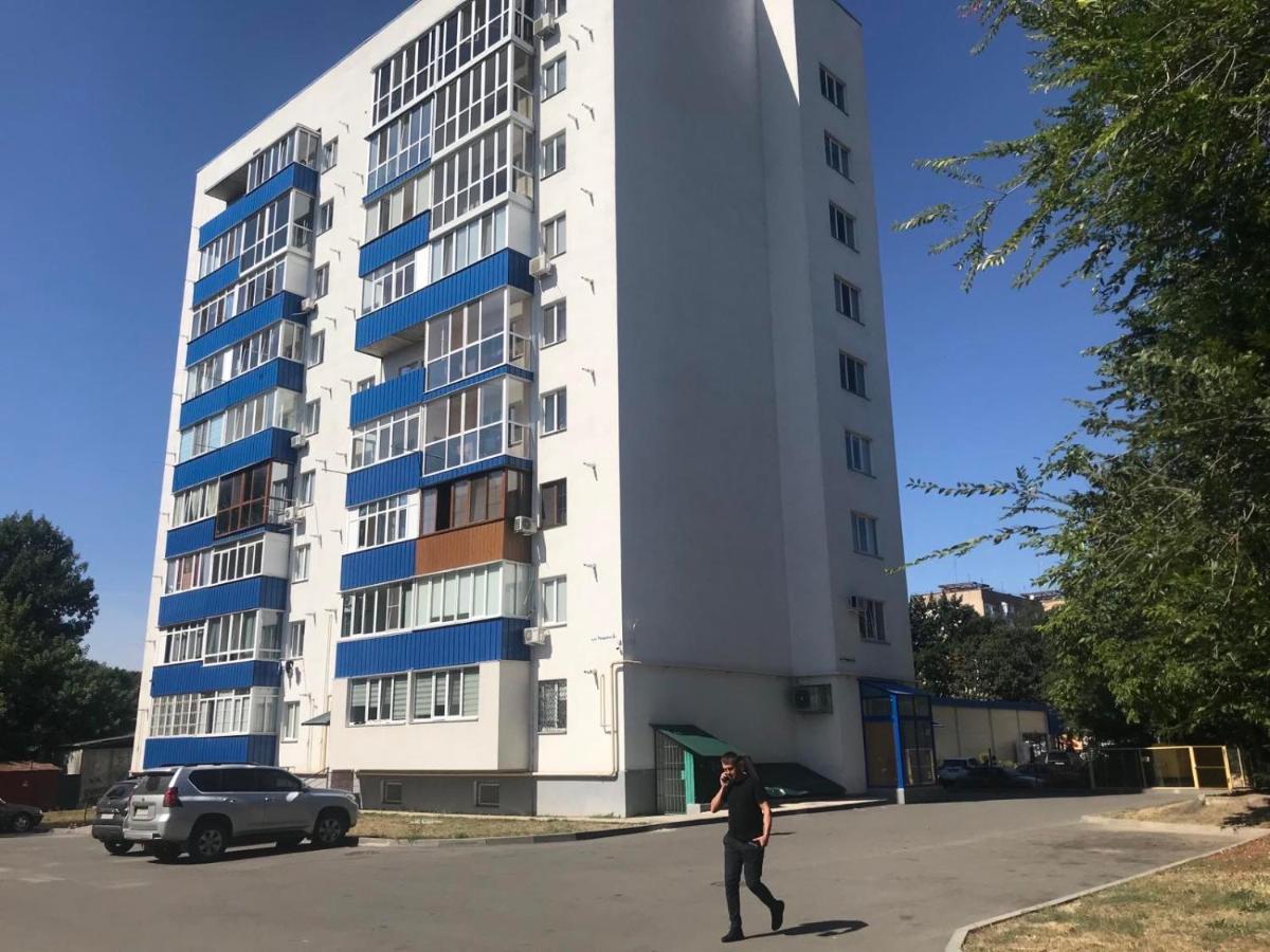 Апартаменты У Софиевского Парка, Тищика 6-Б Uman Bagian luar foto